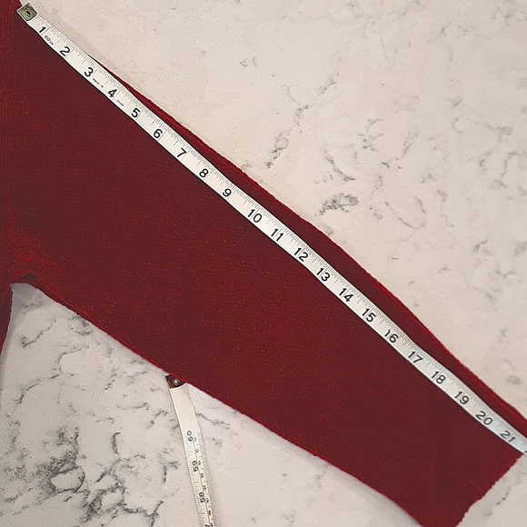 Women's Cardigan Sweater - Picture 8 of 10